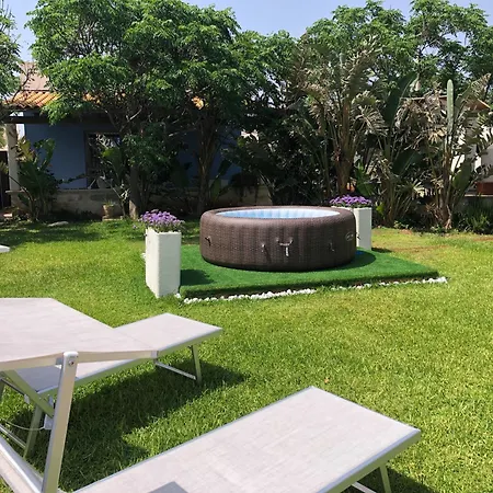 Country house Villa Rosa Zona Torre San Giovanni