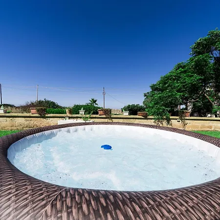 Villa Rosa Zona Torre San Giovanni Country house